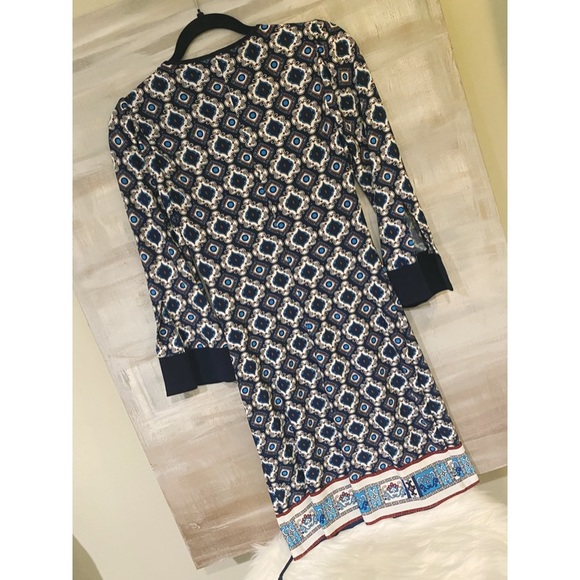 Laundry By Design Shift Dress - Picture 3 of 6